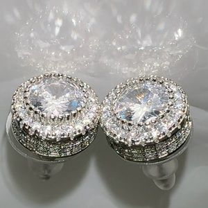 UNISEX MOISSANITE EARRINGS